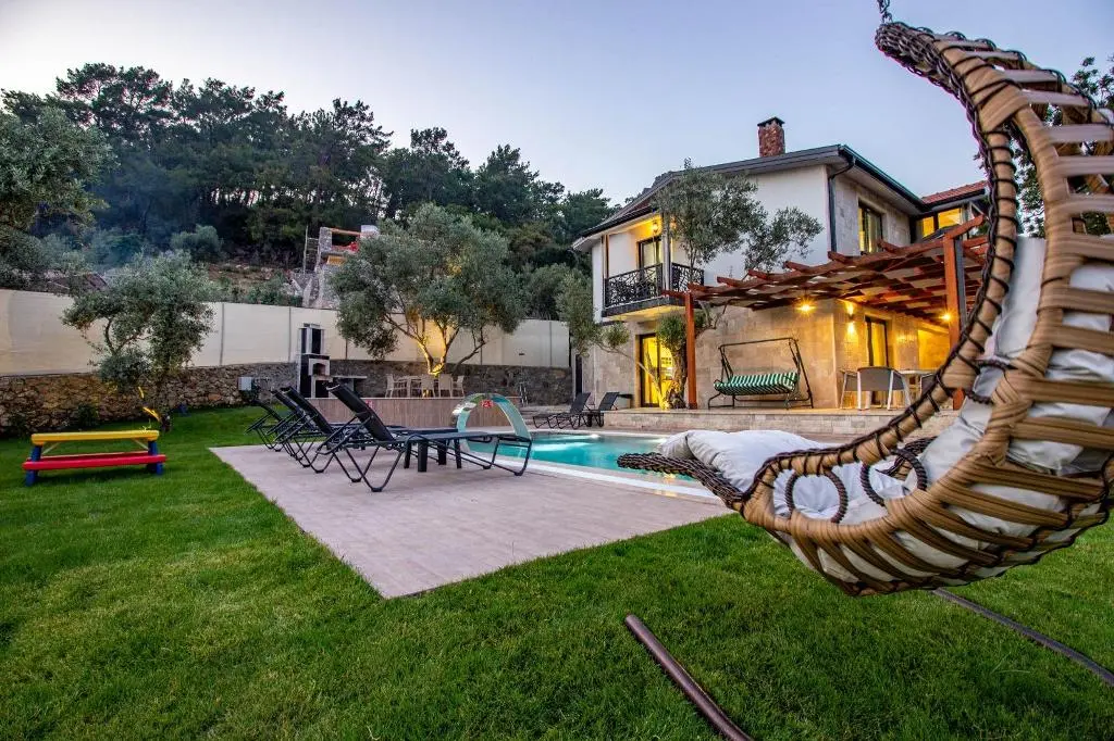 Home in Inlice Village